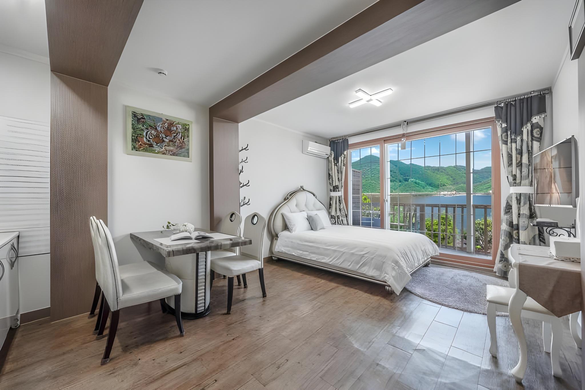 가평 엘린 펜션 (Gapyeong Elin Pension)