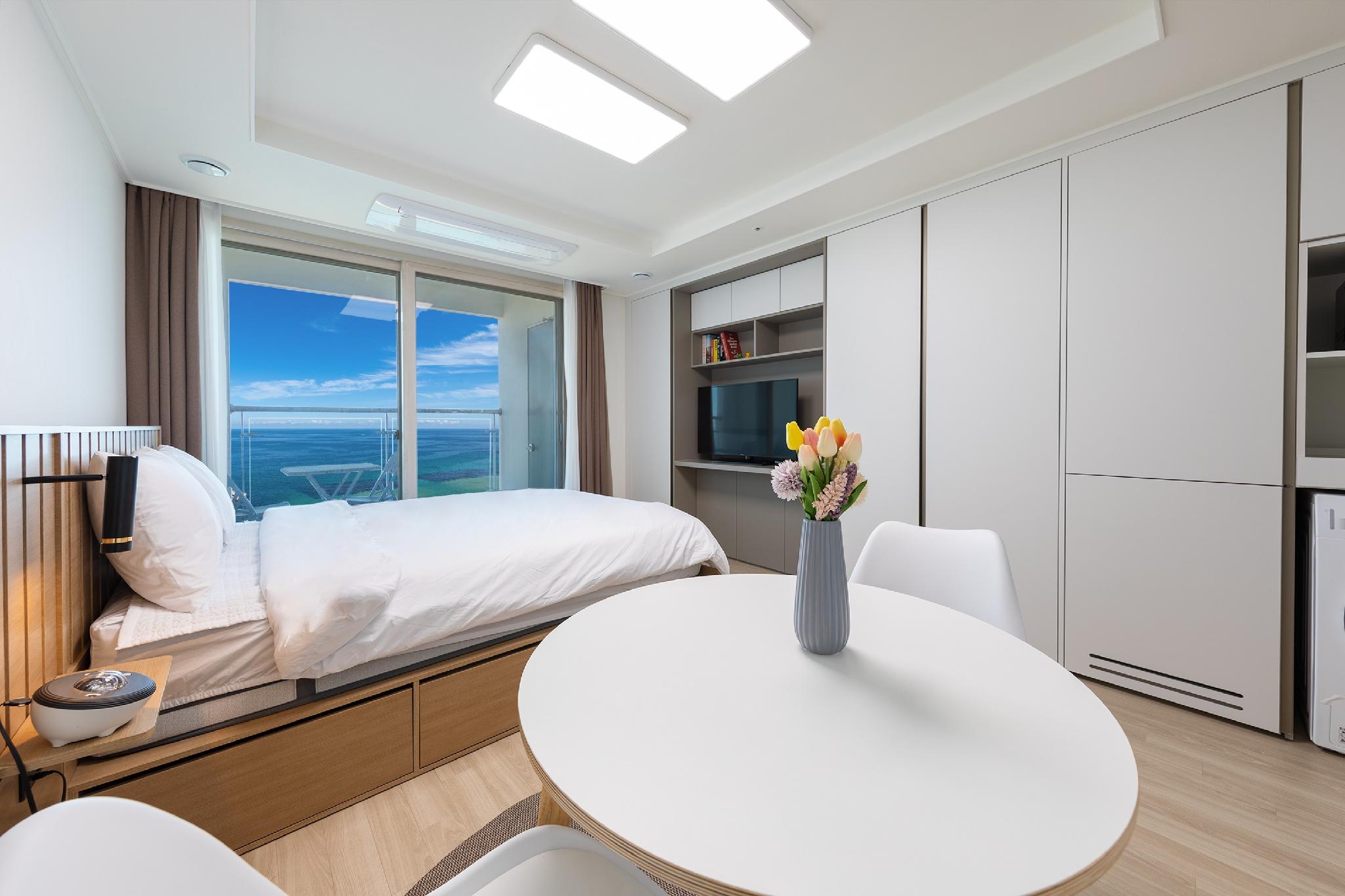 속초 써밋베이 오션뷰 1705 (Sockcho Summitbay Oceanview 1705)