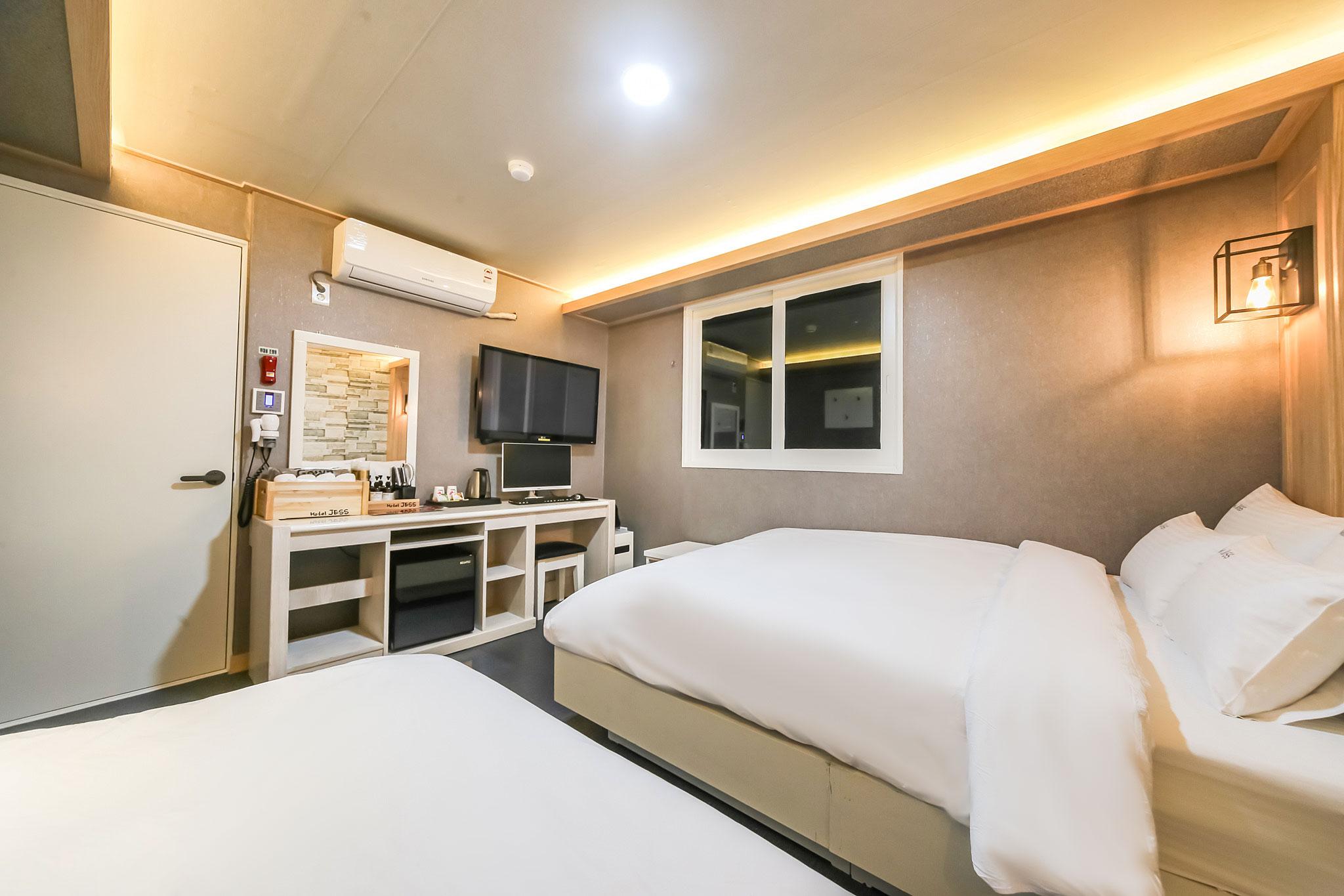 구미 원평동 호텔 헤븐제스 (Gumi Wonpyeong-dong Hotel Heaven Jess)