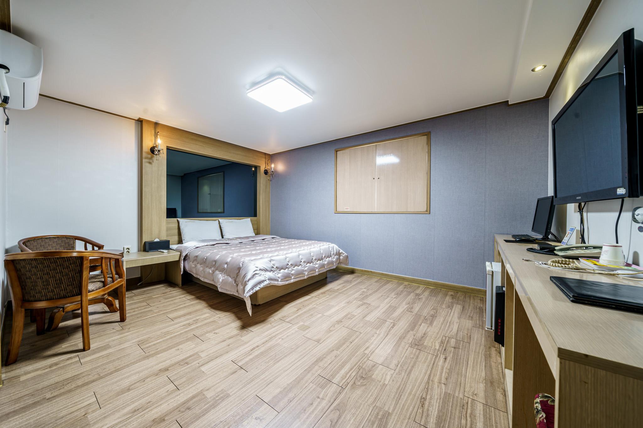 인천(숭의동) 피카소 (Incheon (Songuidong) Picasso)