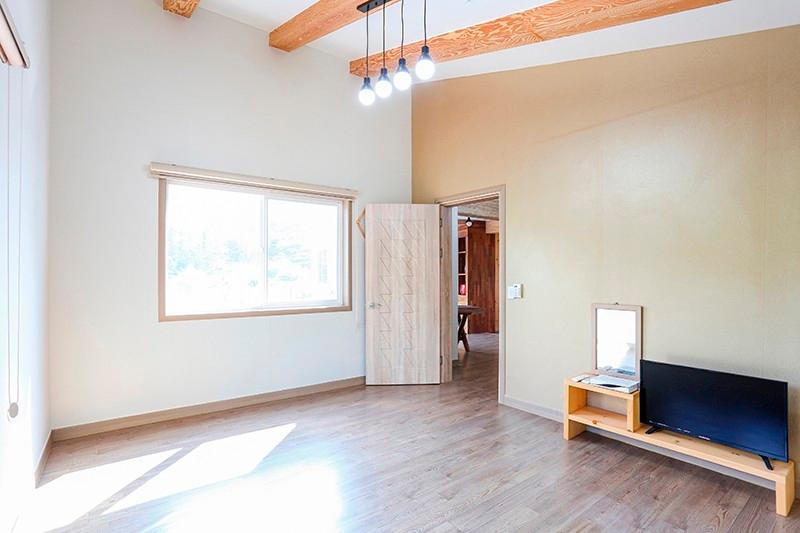 공주 하얀펜션 (Gongju Hayan Pension)