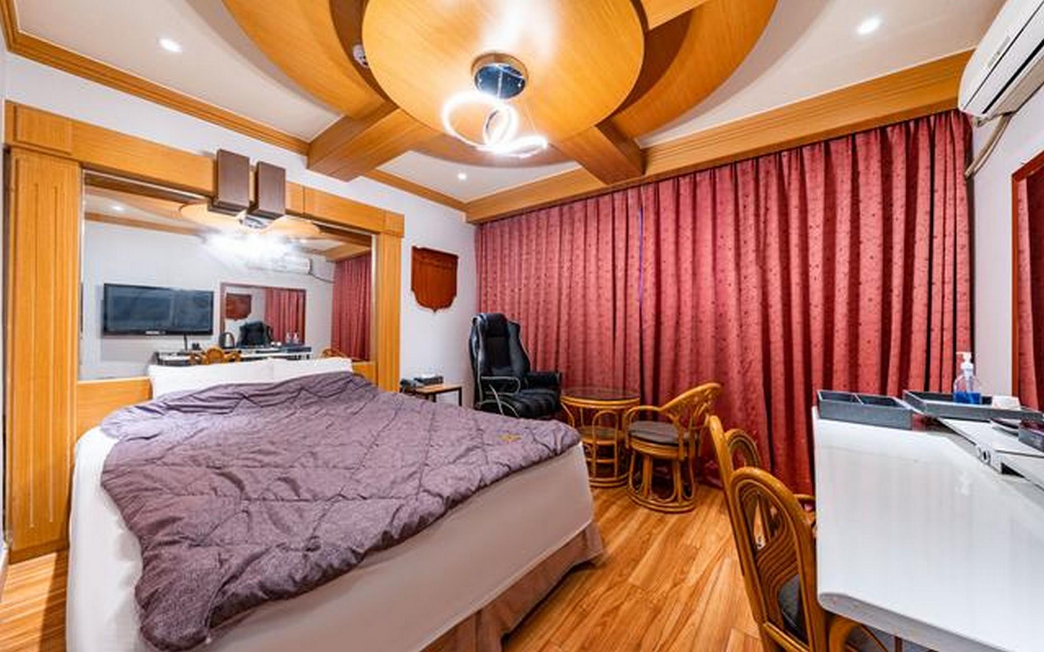 공주 호텔 델루나 (Gongju Hotel del Luna)