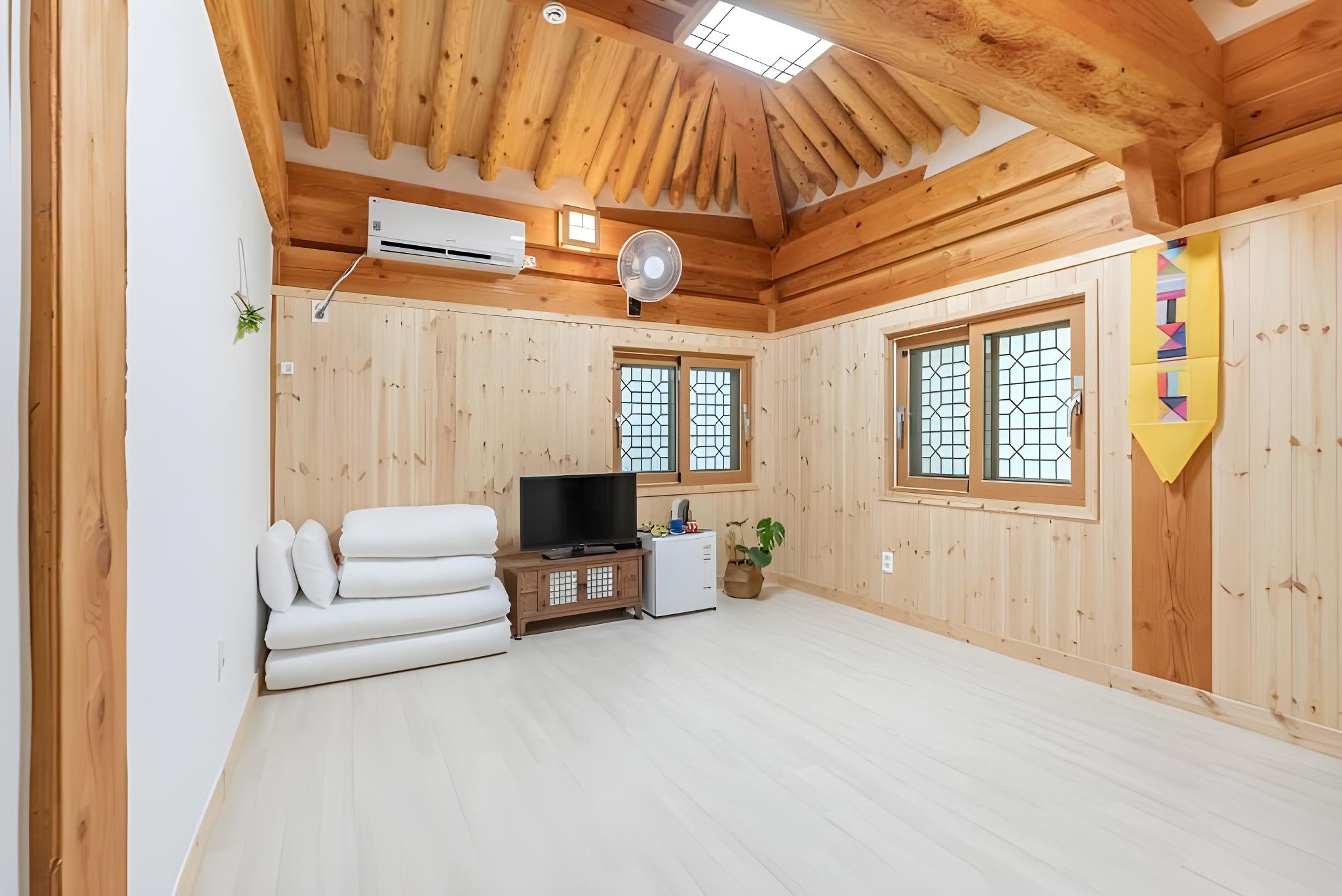 공주 고마게스트하우스펜션 (Gongju Goma Guesthouse Pension)