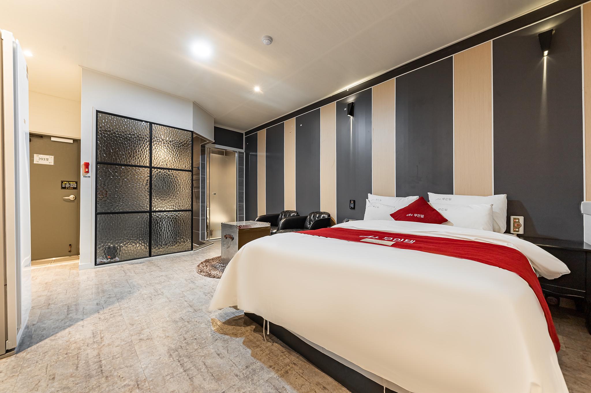 예산(내포) A+ 무인텔 Drive-in (Yesan A Plus Motel)