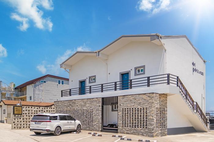 Better Place (Spa & Pool)