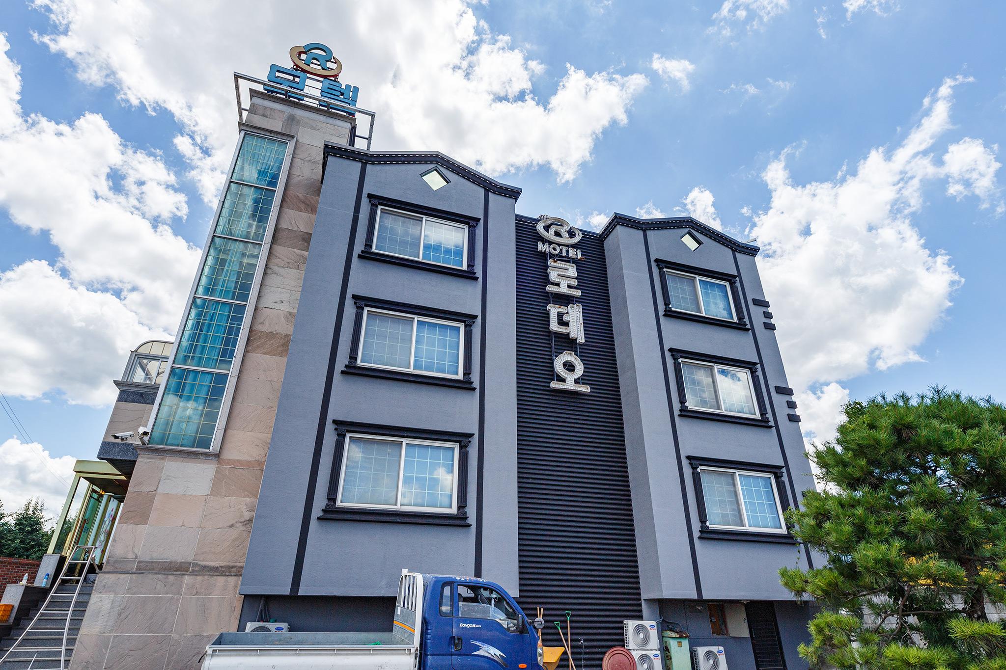 예산 로데오 (Yesan Rodeo)