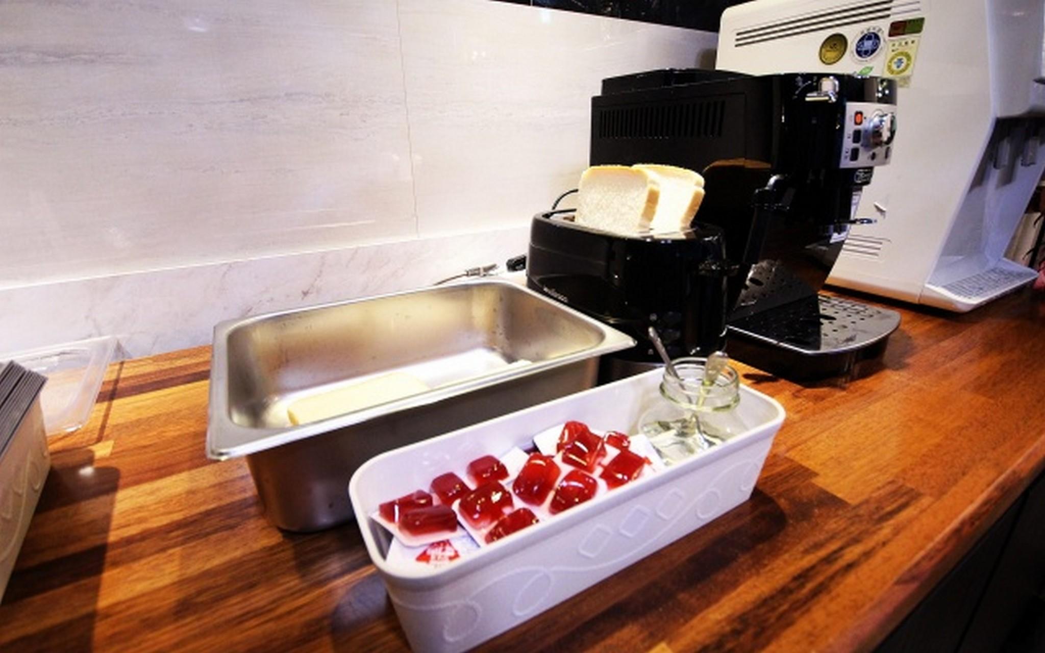 안동 캐슬 (Andong Castle)