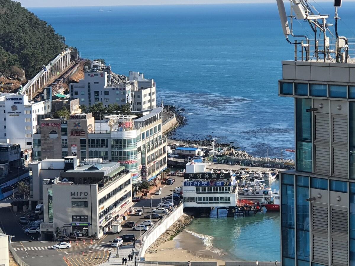 해운대구의 아파트먼트 (66m², 침실 2개, 프라이빗 욕실 1개) (Ocean suite #넷플릭스#멋진해운대오션비치뷰#벡스코#더베이101#햇살좋은방1거실1)