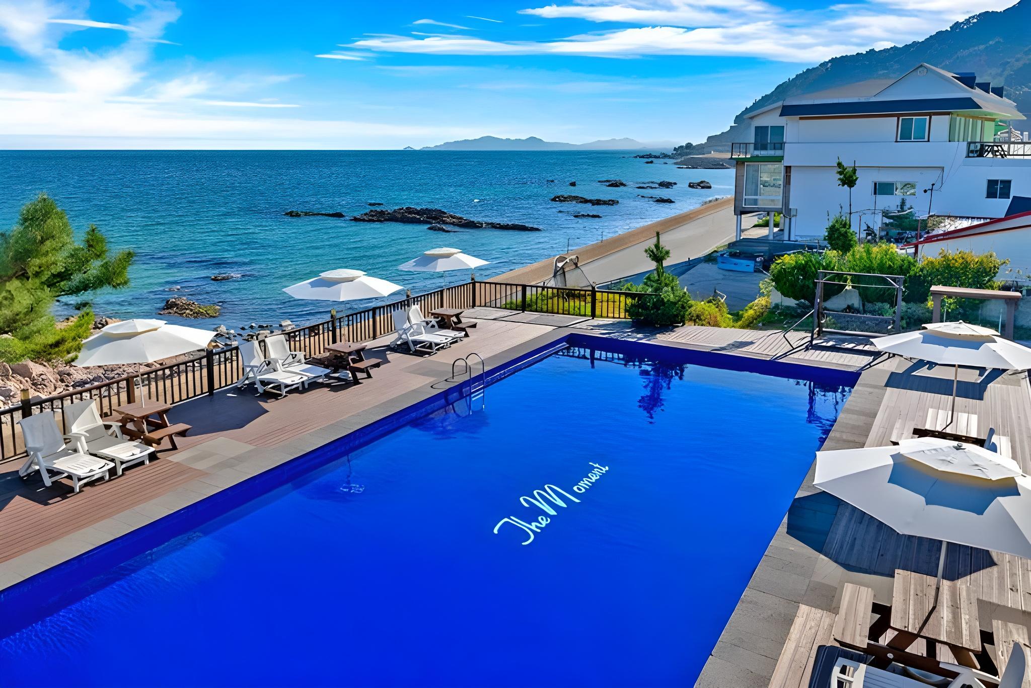 울진 씨앤모먼트펜션 (Uljin Sea and Moment Pension)