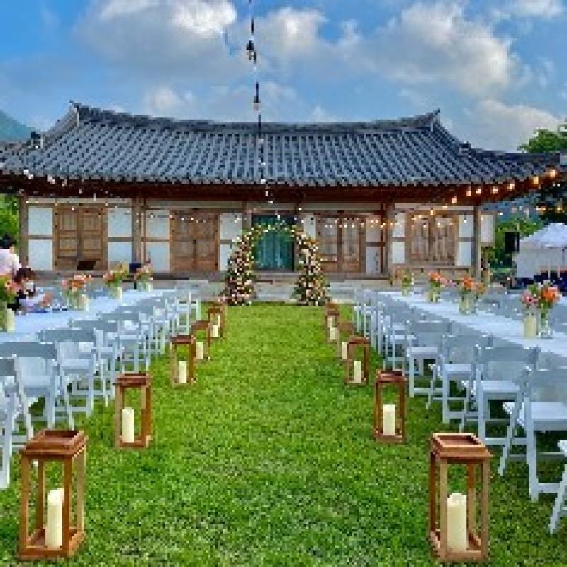 완주 시랑골한옥민박(시보헌) (Wanju Sirangol Hanok B&B (Siboheon))