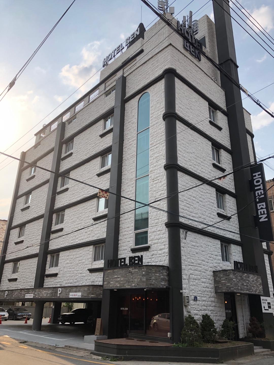 청주 벤호텔 청주대점 (Chungju Ben Hotel)