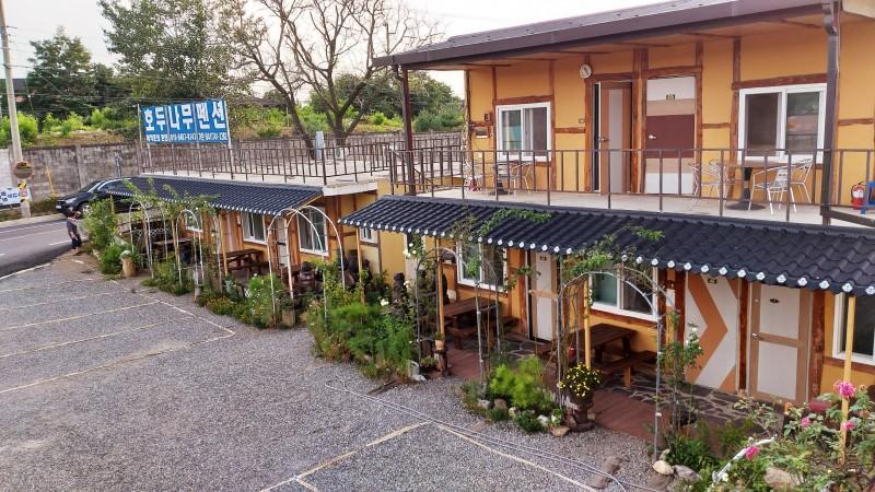 논산 호두나무펜션 (Nonsan Hodunamu Pension)