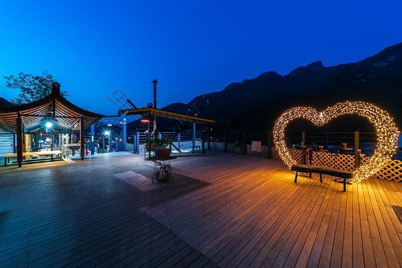 제천 월악산힐링펜션 (Jecheon Wolaksan Healing Pension)