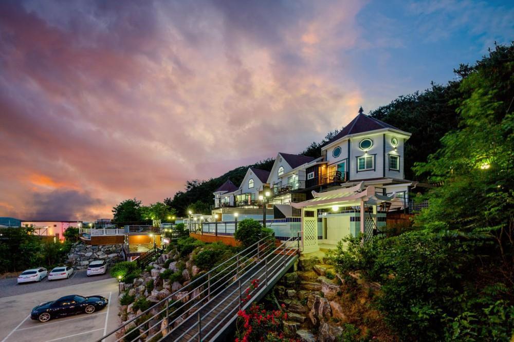 풀빌라 1-2펜션 (Pool Villa 1-2 Pension)