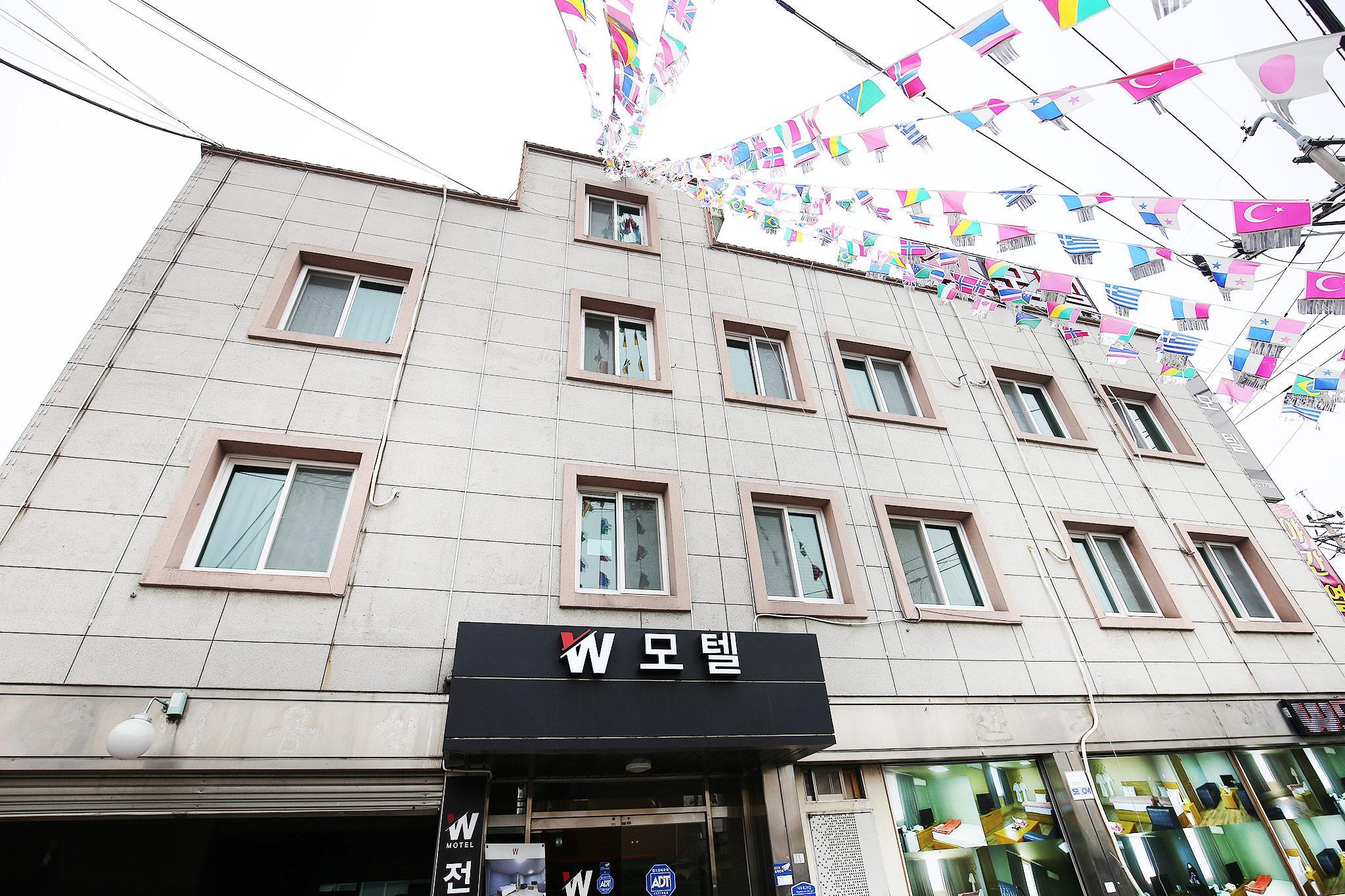 제천 W (Jecheon W)