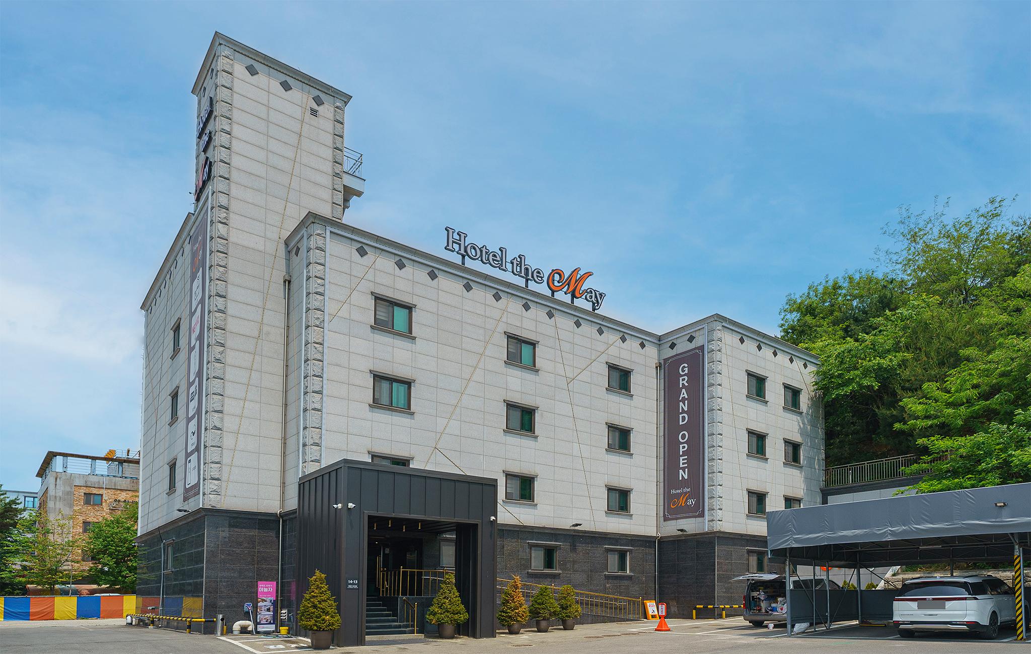 화성 월문 호텔 더 메이 (Hwaseong Wolmun Hotel The May)