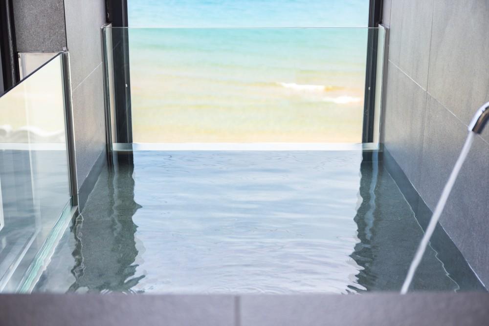 스테이올라 (Stayhola)