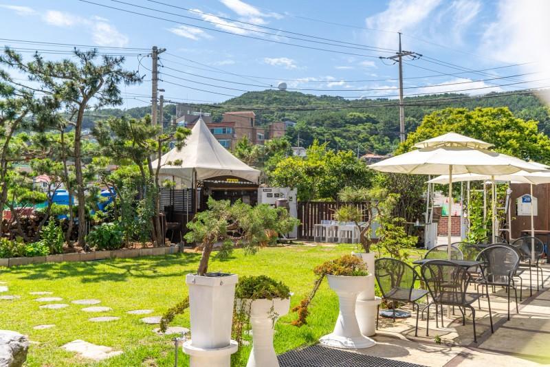 을왕리 마들렌펜션 (Eurwangri Madeleine Pension)