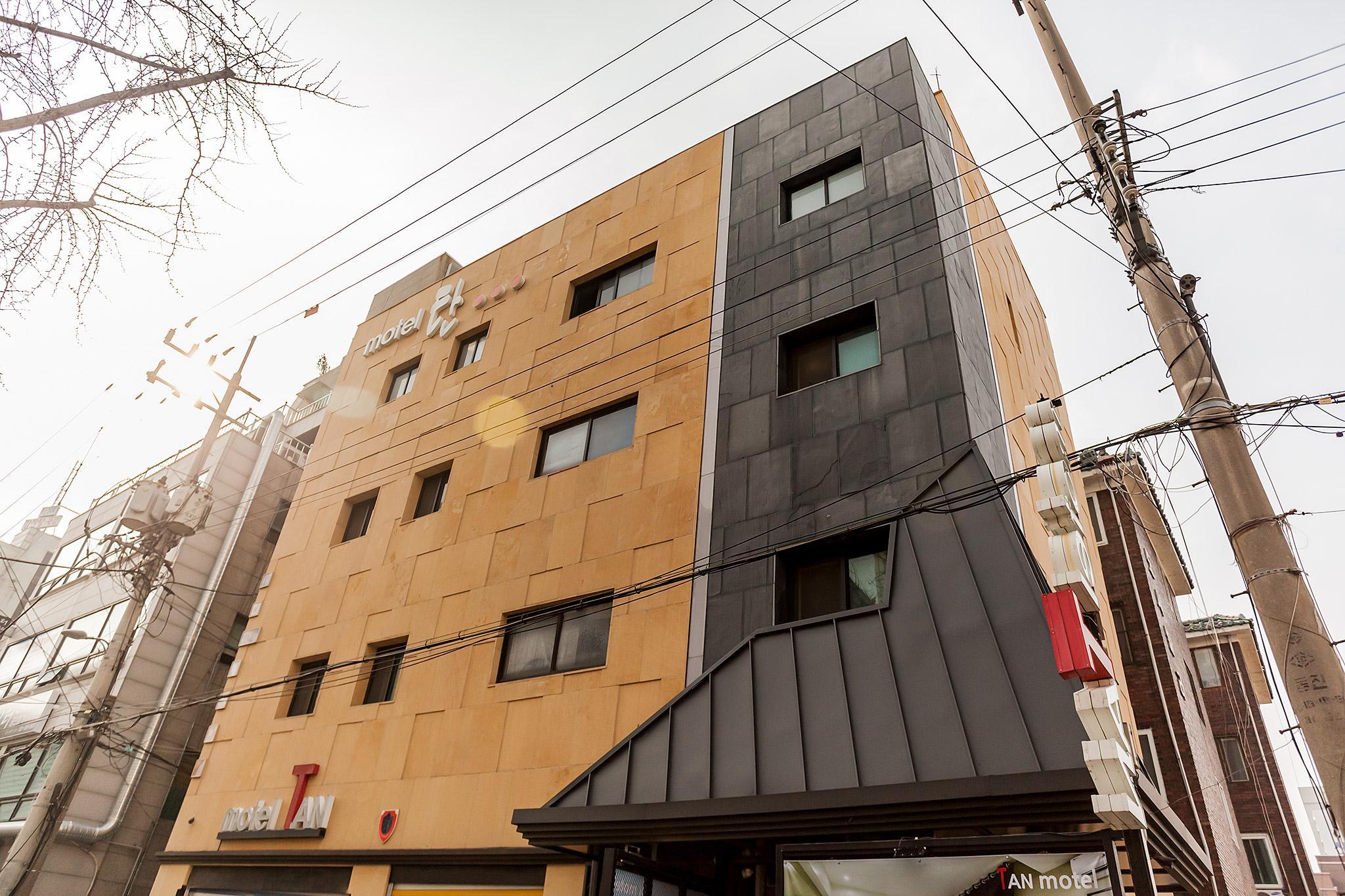 수원 탄 (Suwon Tan)