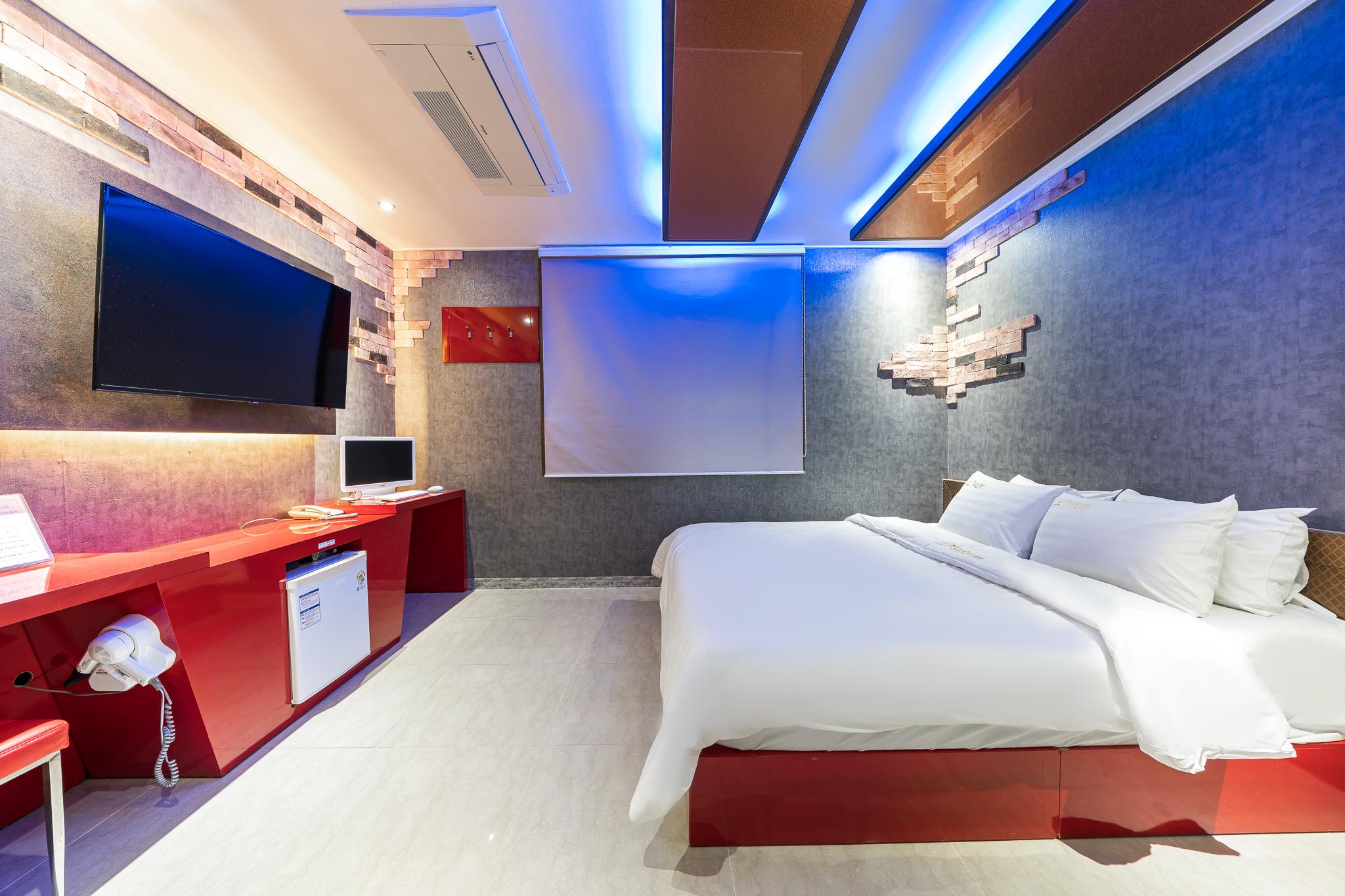 순천 D 무인텔 (Suncheon D Self Check-in Hotel)