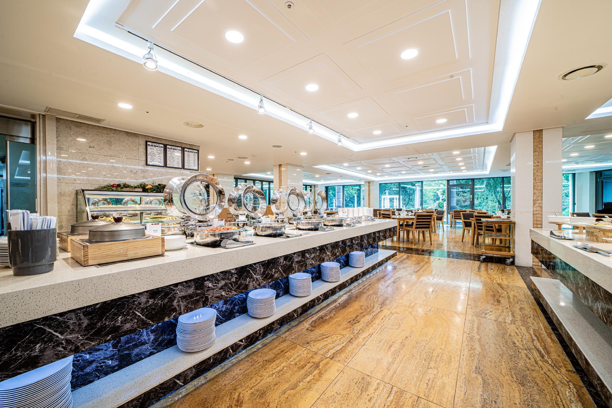 호텔 금오산 (Hotel Geumosan)