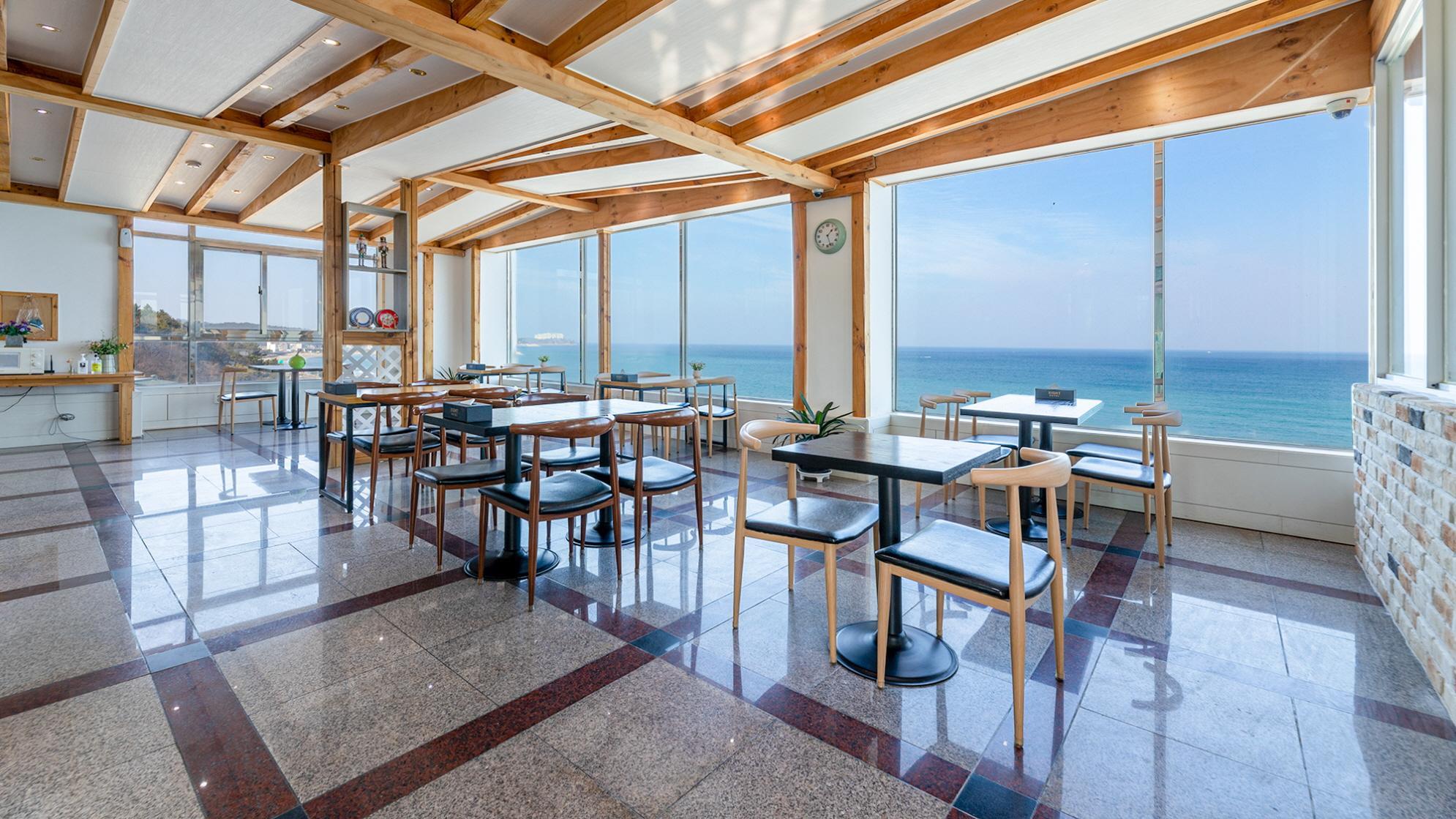 양양 에이트 (Yangyang Eight)