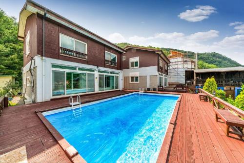 홍천 뜰펜션 (hongcheon teul pension)