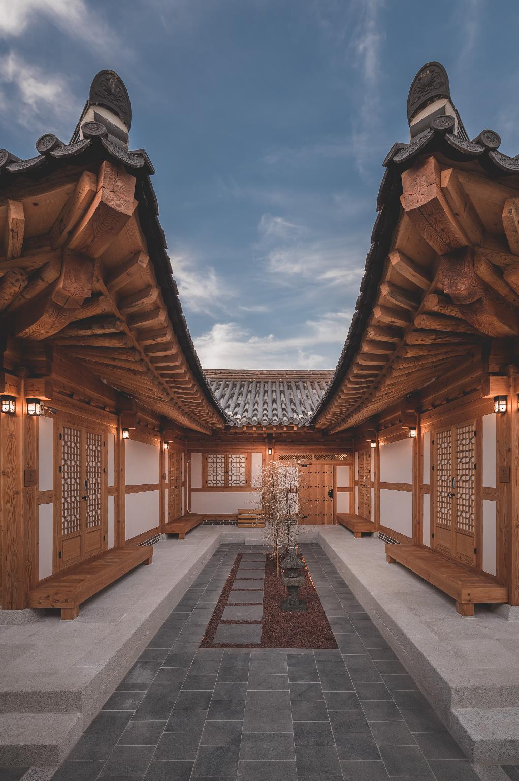 경주 첨성관 한옥스테이 (Gyeongju Cheomseonggwan Hanok Stay)