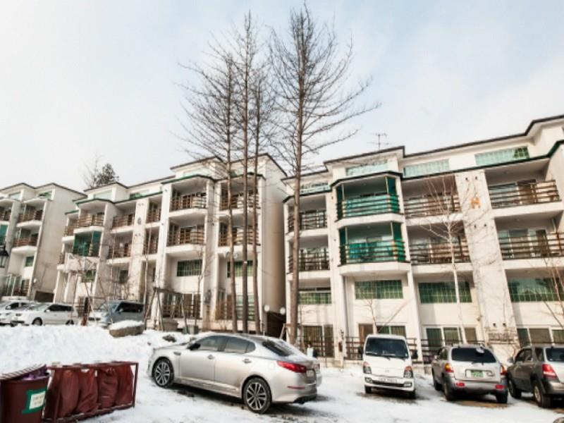 이스턴 파크 리조트 (Eastern Park Resort)
