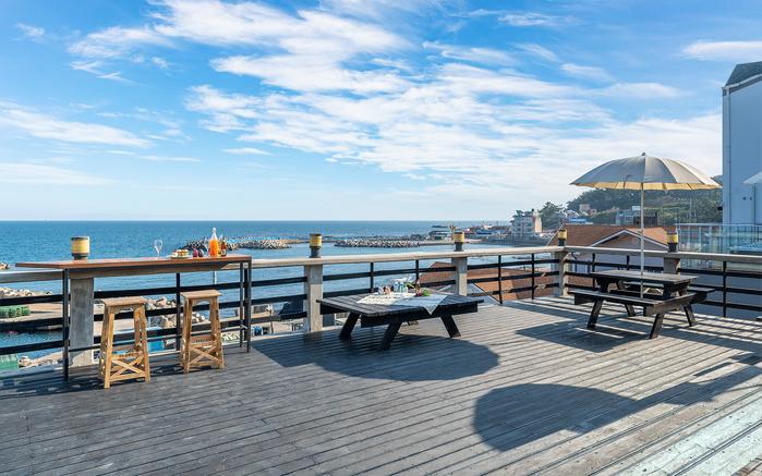 Better Place (Spa & Pool)