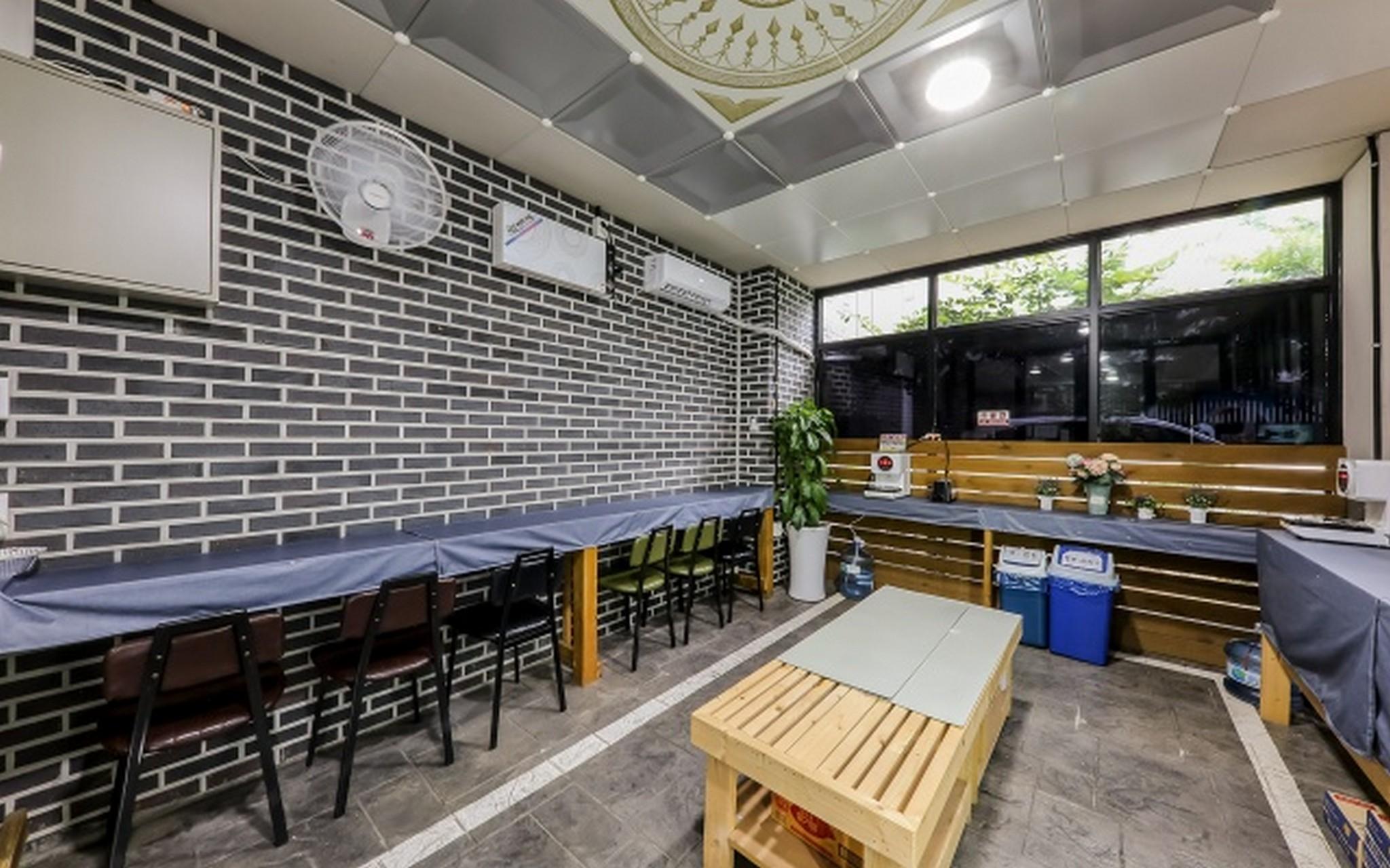 서산 호텔 노벰버 (Seosan Hotel November)