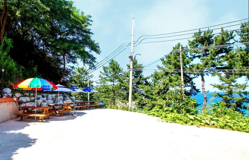 삼척 패밀리아펜션 (Samcheok Family Pension)