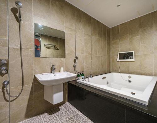 아바 모텔 (ava motel)