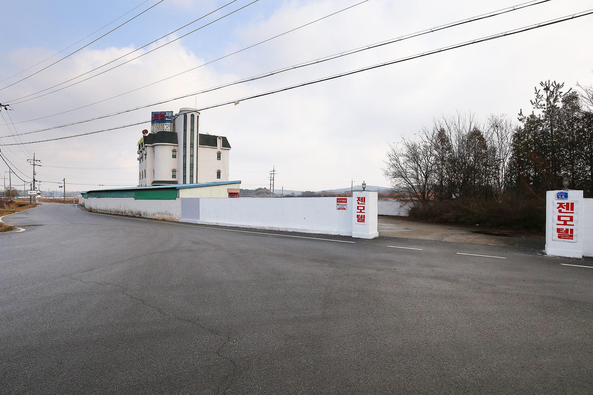 논산 모텔 젠 (Zen Motel Nonsan)