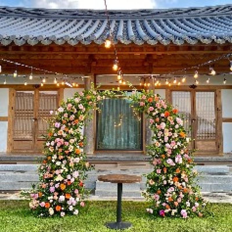 완주 시랑골한옥민박(시보헌) (Wanju Sirangol Hanok B&B (Siboheon))