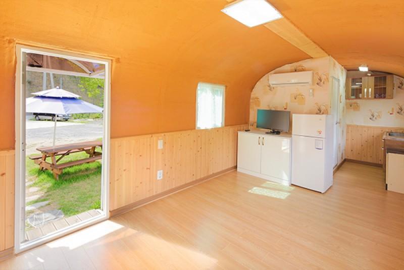 단양 휴돔하우스펜션 (Danyang Hyudom House Pension)