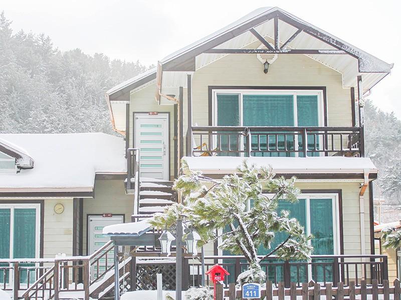 울진 백사장펜션 (Ulsan Baeksajang Pension)