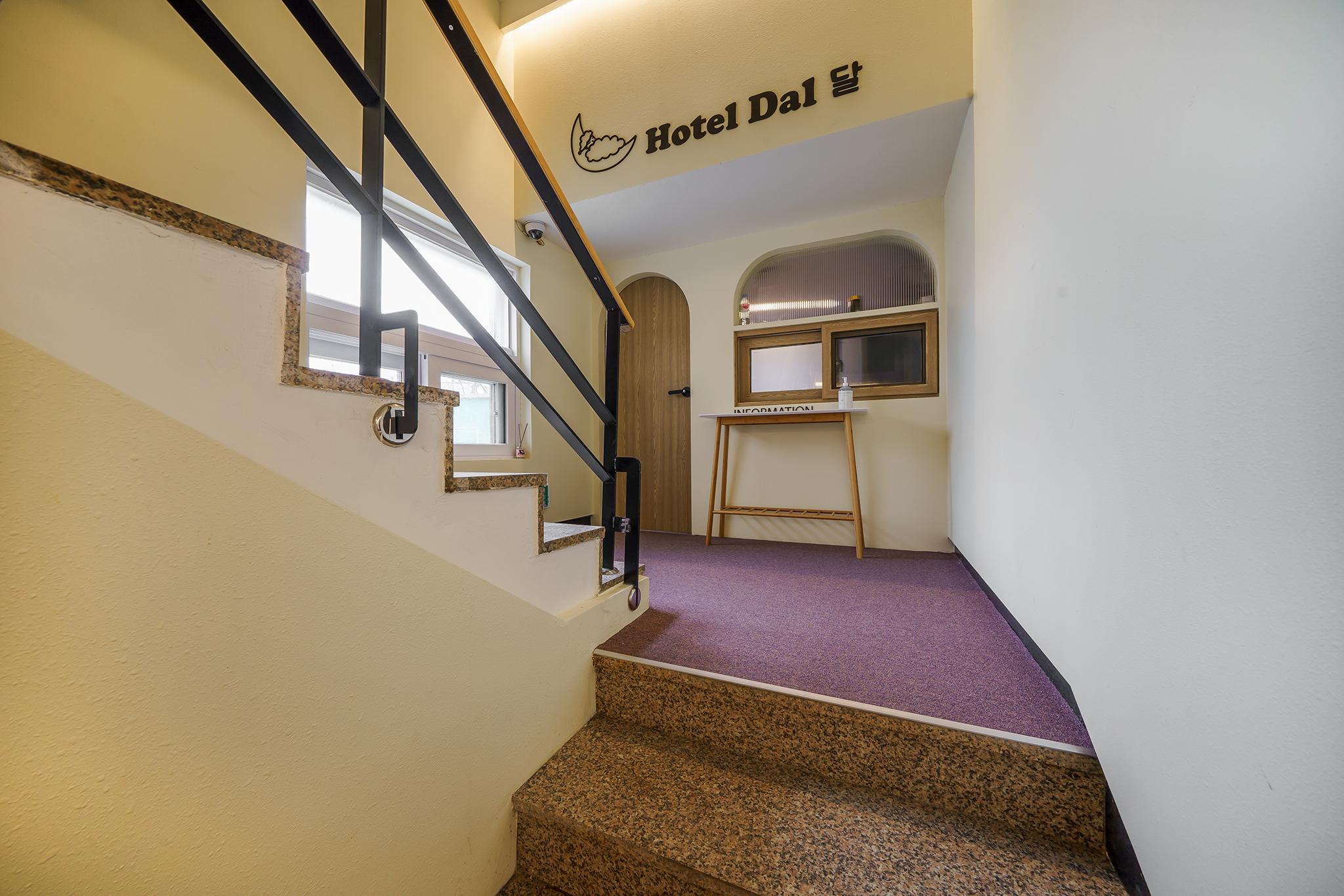 수원(북수동) 호텔 달(Dal) (Suwon (Buksudong) Hotel Dal)