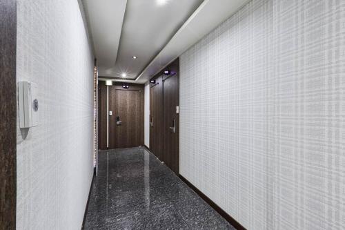 갤러리아 호텔 (Galleria Hotel)