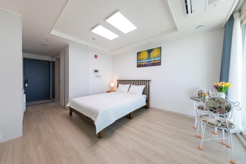 속초 써밋베이힐링오션뷰펜션 (Sokcho Summit Bay Healing Ocean View Pension)