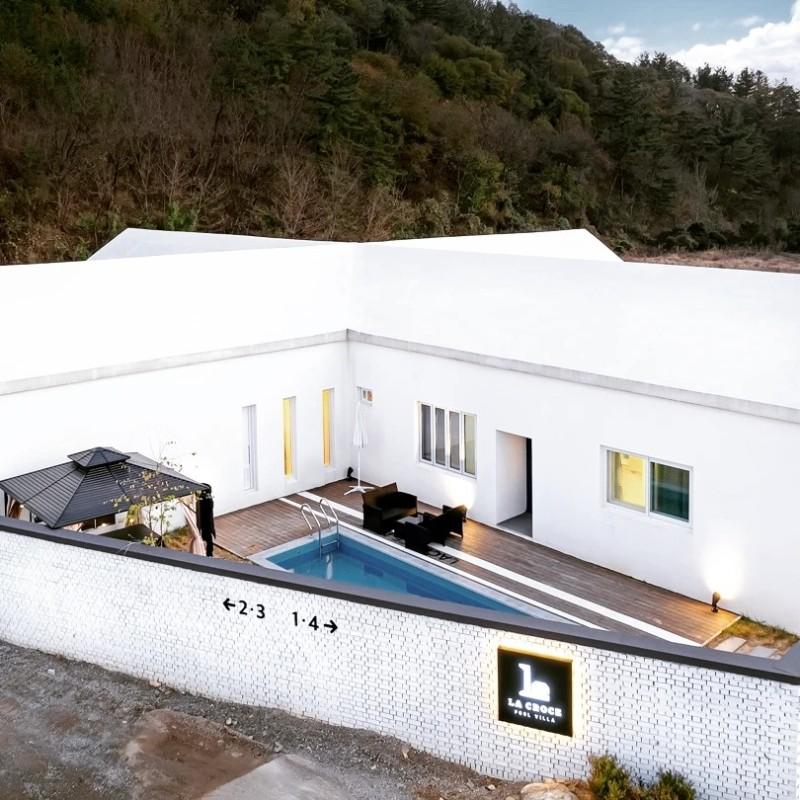 완주 라크로체펜션 (Wanju La Croce Pension)