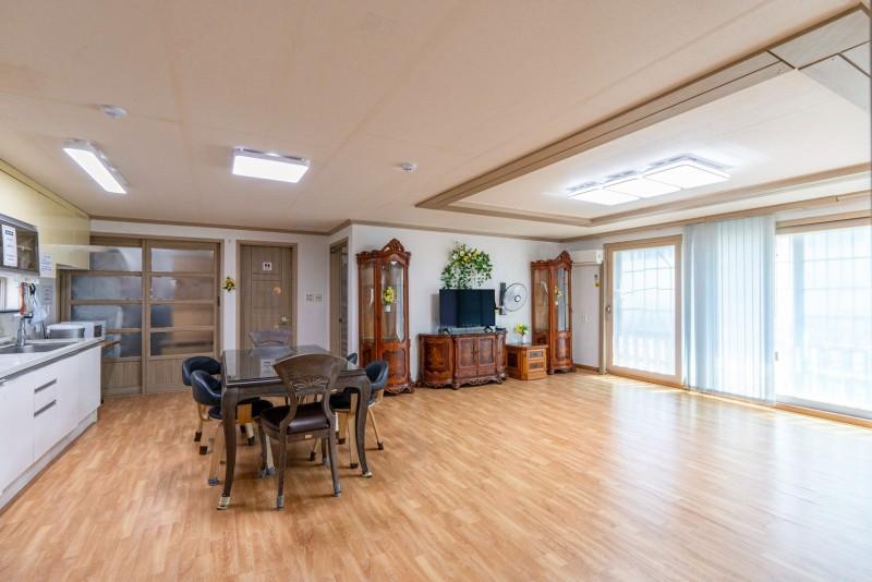 을왕리 마들렌펜션 (Eurwangri Madeleine Pension)