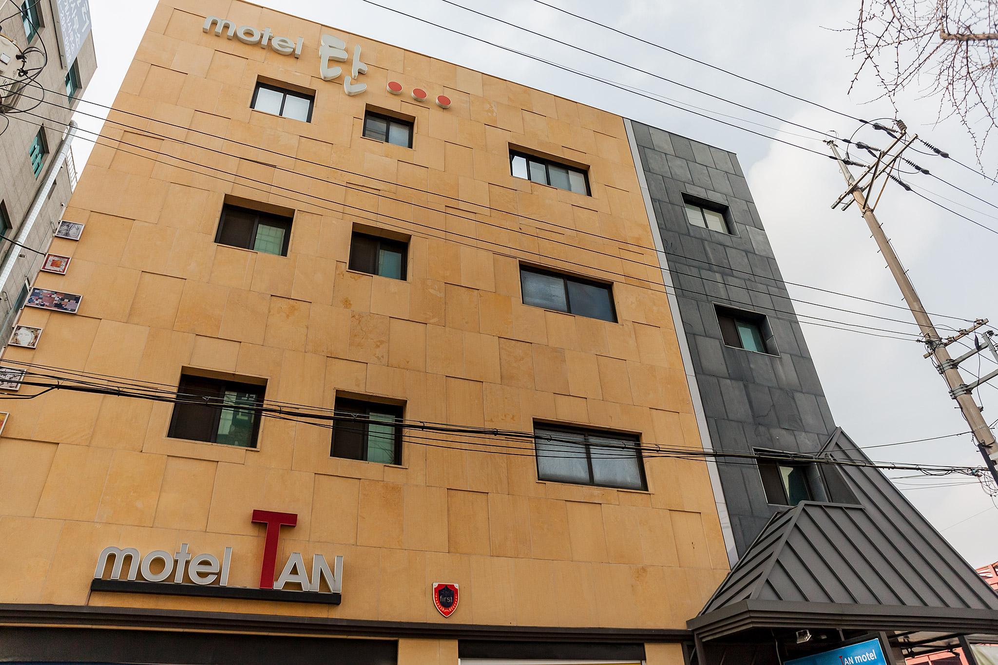 수원 탄 (Suwon Tan)