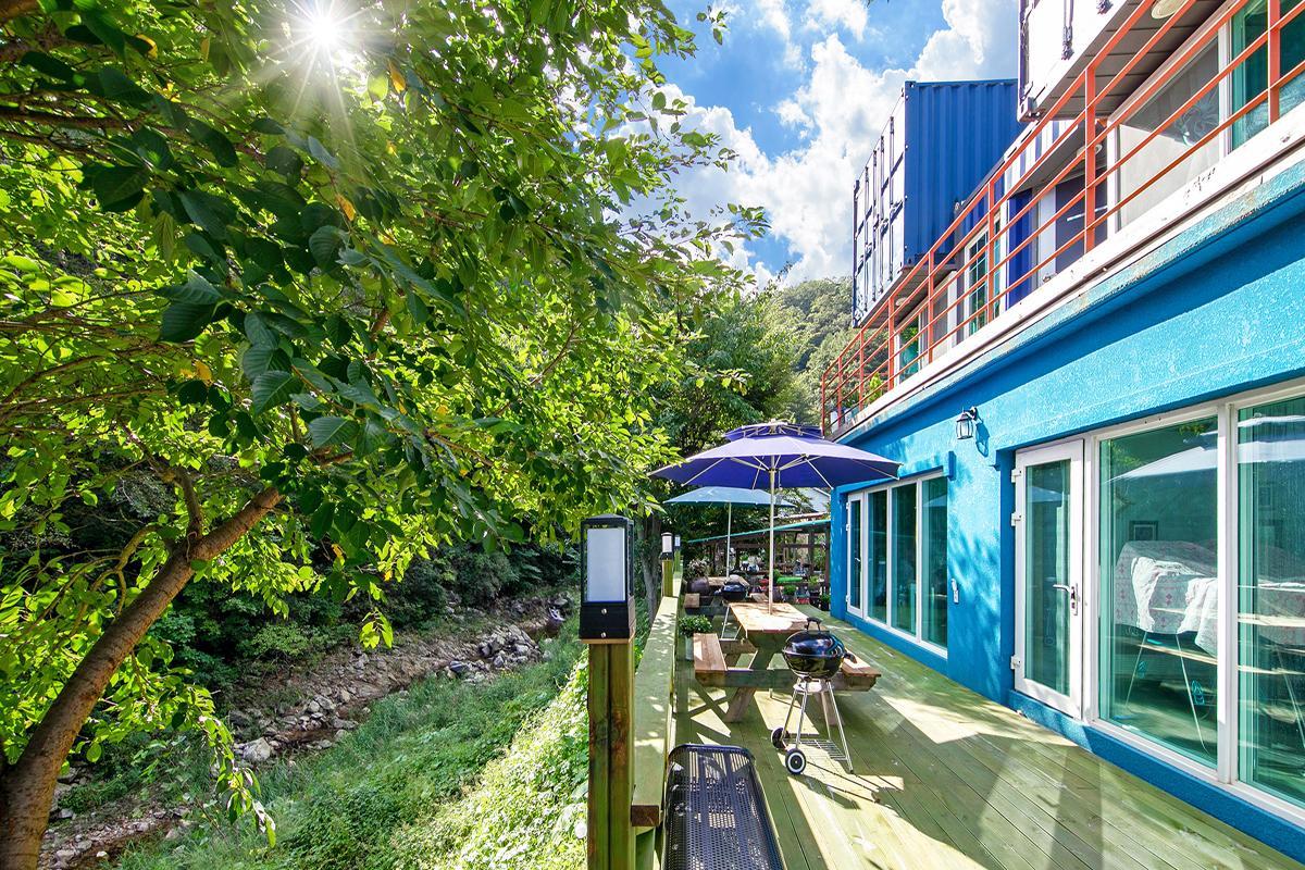 홍천 그곳에가면 펜션 (Hongcheon When You Are There Pension)