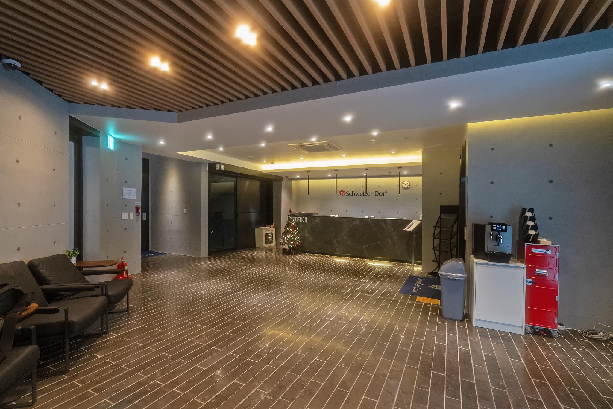 슈바이처 도르프 호텔 (Schweizer Dorf Hotel )