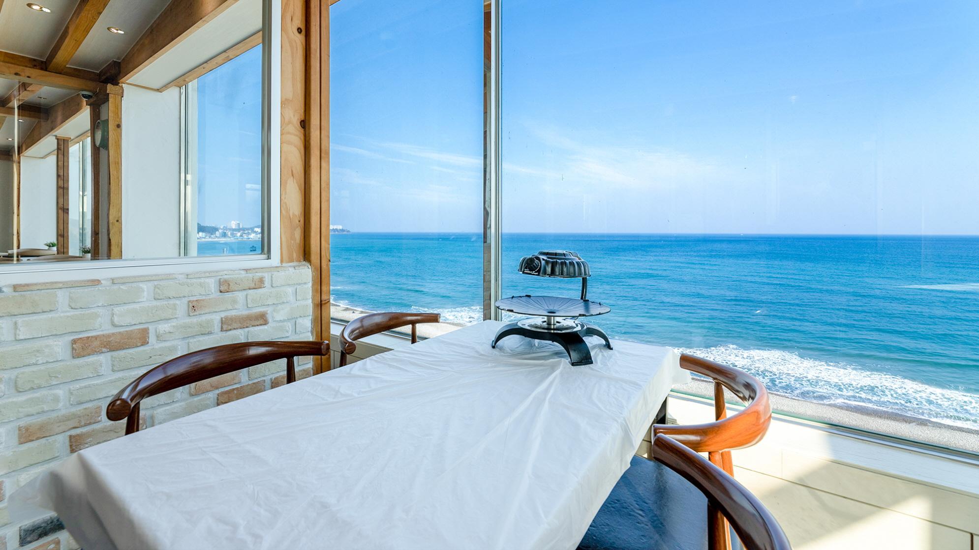 양양 에이트 (Yangyang Eight)