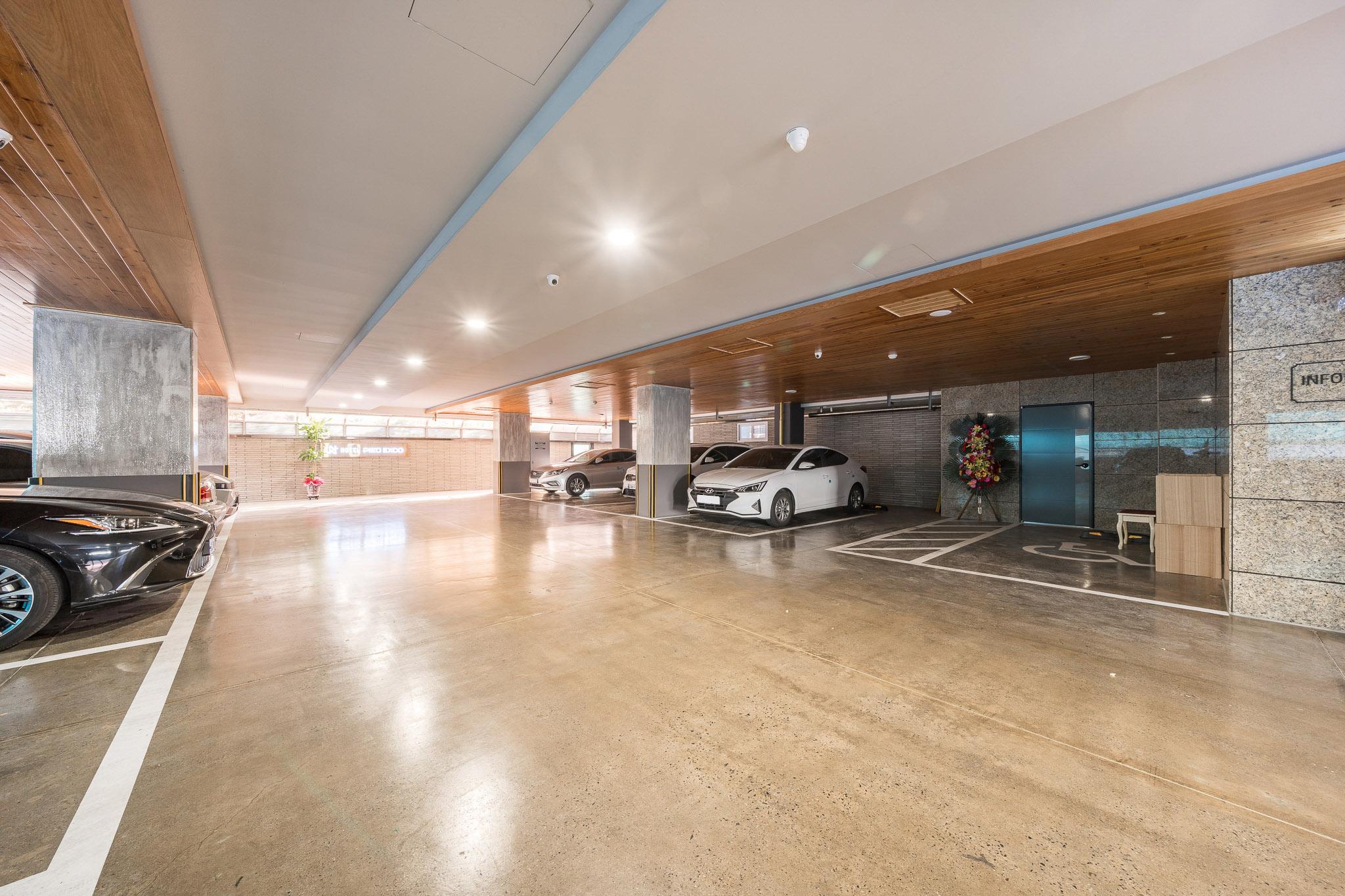 호텔 피에드 엑스코 (Hotel PIED Exco)