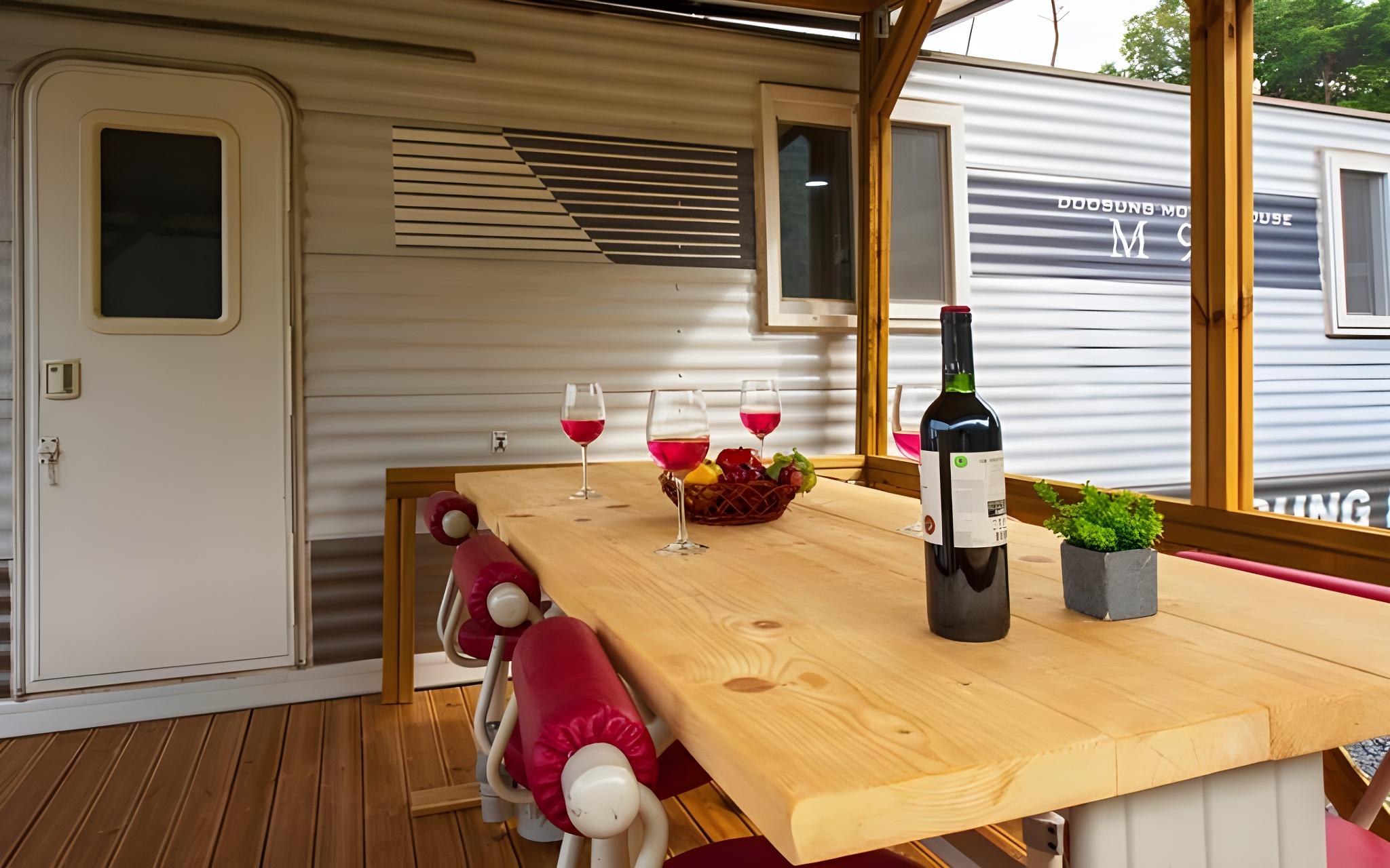 단양 파인카라반캠핑장 (Danyang Pine Caravan Camping)