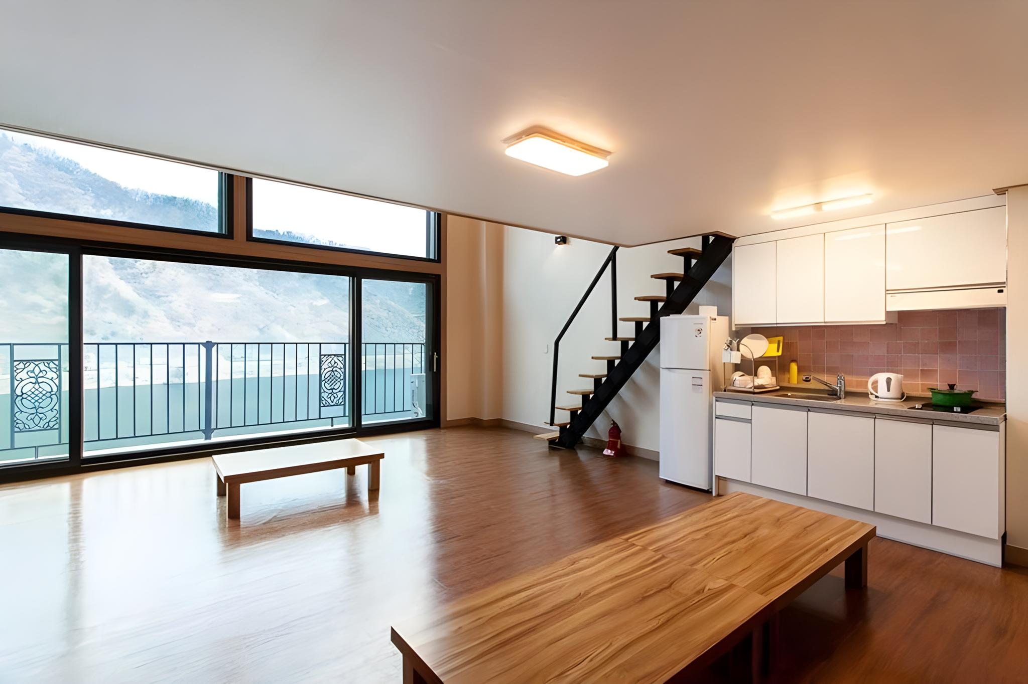 가평 돌고래 리조트 (Gapyeong Dolgorae Resort)