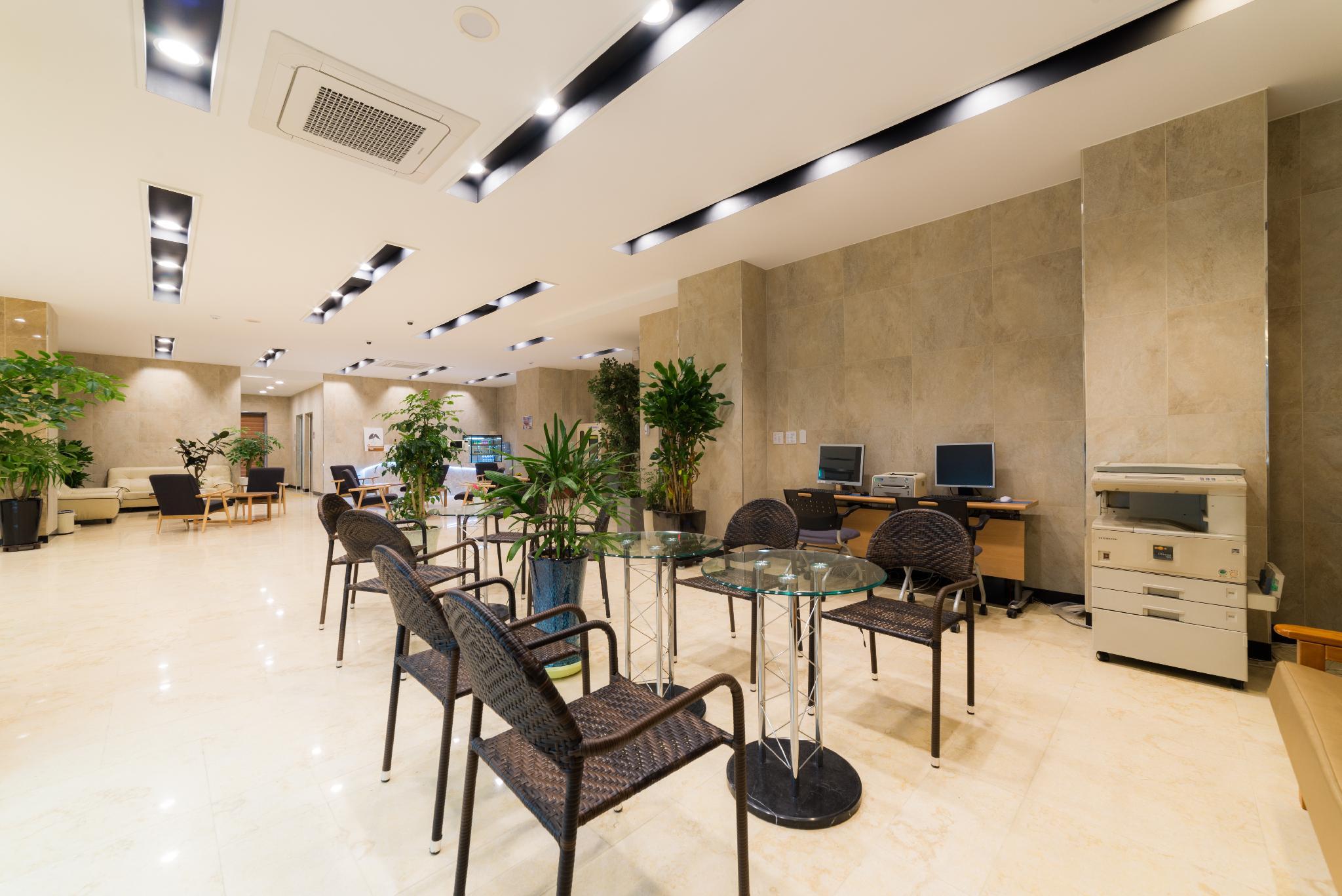 르본 수원 실크로드 호텔 (Reborn Suwon Silkroad Hotel)